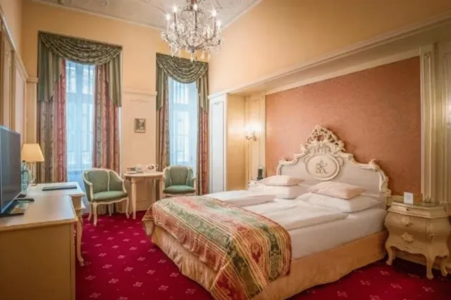 Bilder från hotellet Schlosshotel Roemischer Kaiser - nummer 1 av 10