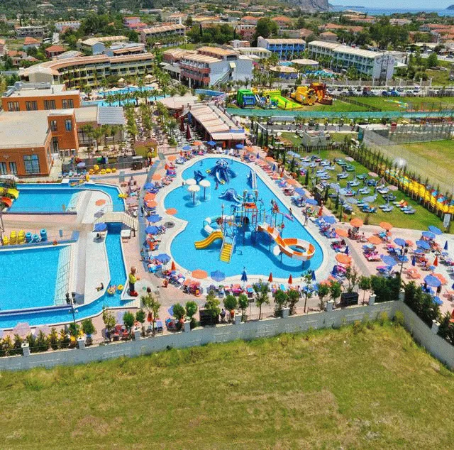 Bilder från hotellet Caretta Beach Hotel & Waterpark - nummer 1 av 25