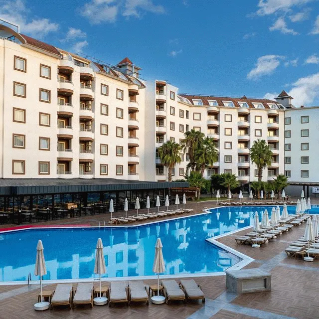 Bilder från hotellet Royal Garden Beach Hotel - nummer 1 av 23