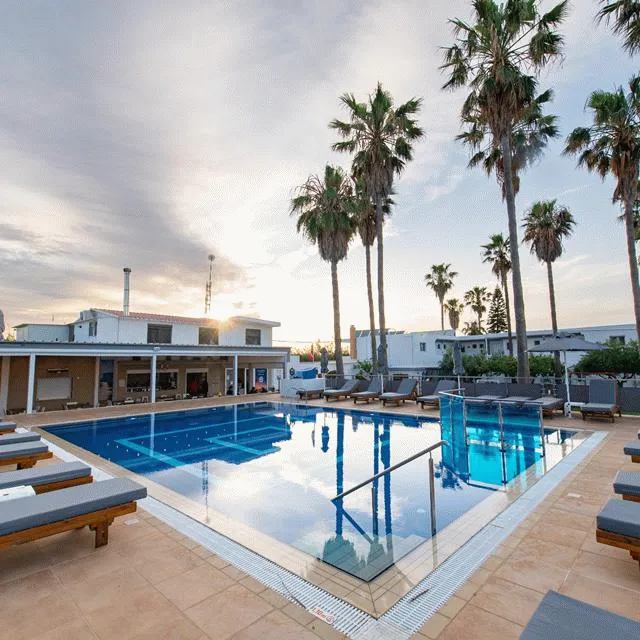 Bilder från hotellet Aparthotel Captain Pavlos - nummer 1 av 21