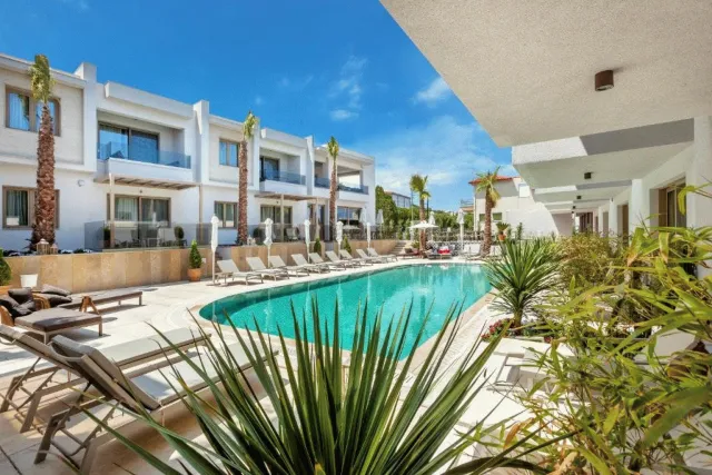 Bilder från hotellet Pefki Deluxe Residences - nummer 1 av 9