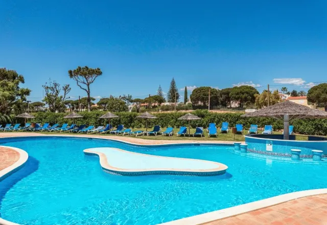 Bilder från hotellet Browns Sports Resort - nummer 1 av 12