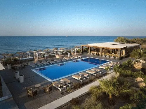 Bilder från hotellet Sea Breeze Santorini Beach Resort, Curio By Hilton - nummer 1 av 11