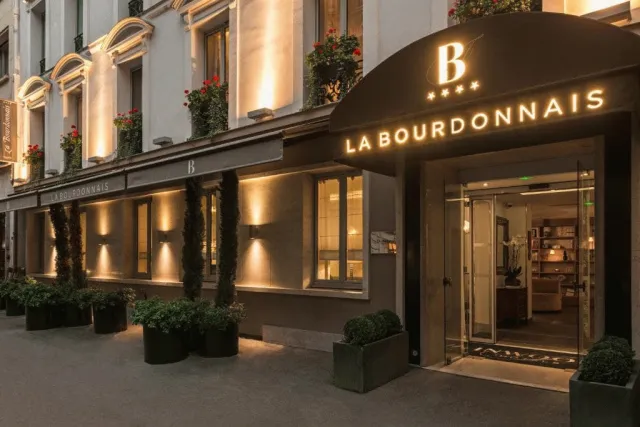 Bilder från hotellet Hôtel La Bourdonnais by Inwood Hotels - nummer 1 av 10