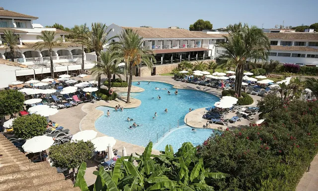 Bilder från hotellet Beach Club Font de Sa Cala - nummer 1 av 14