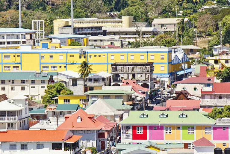 De färgglada husen är en vanlig syn i Bridgetown 